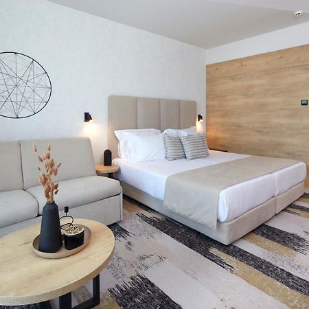 Hotel Marvel All Inclusive - Fully Renovated Free Beach Access Pantai Sunny Bagian luar foto