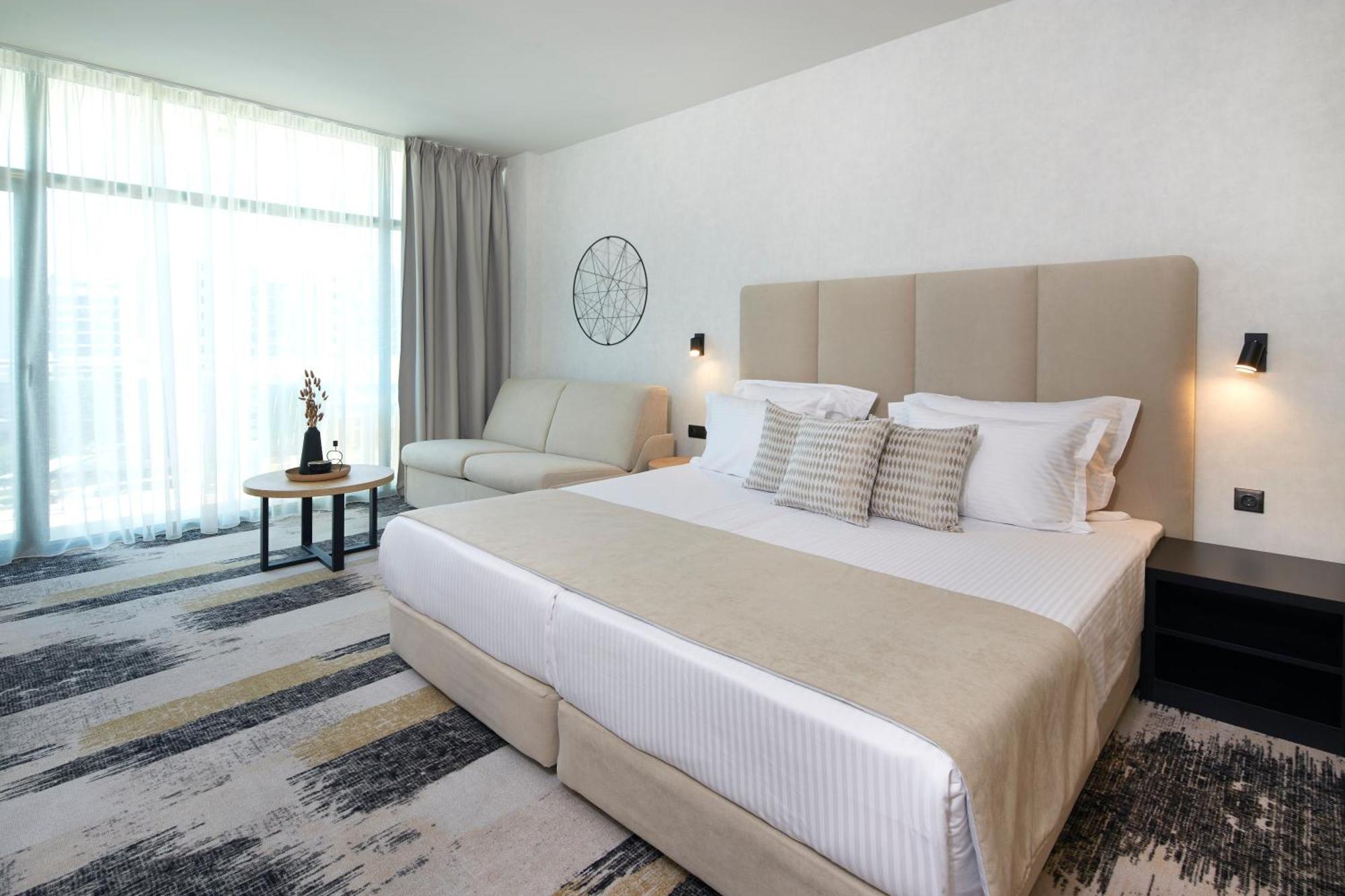 Hotel Marvel All Inclusive - Fully Renovated Free Beach Access Pantai Sunny Bagian luar foto