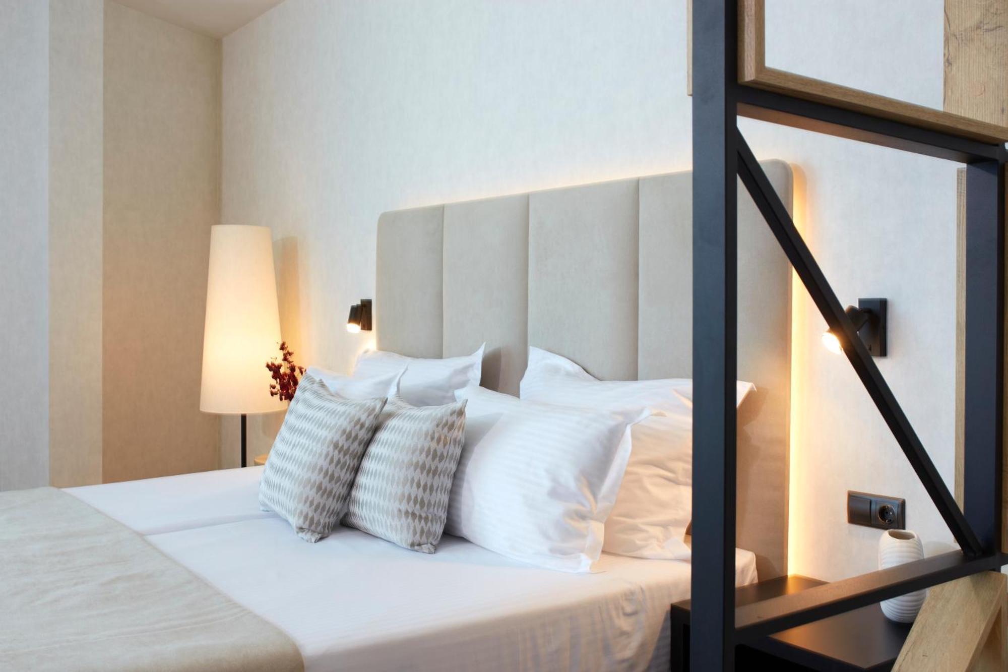 Hotel Marvel All Inclusive - Fully Renovated Free Beach Access Pantai Sunny Bagian luar foto