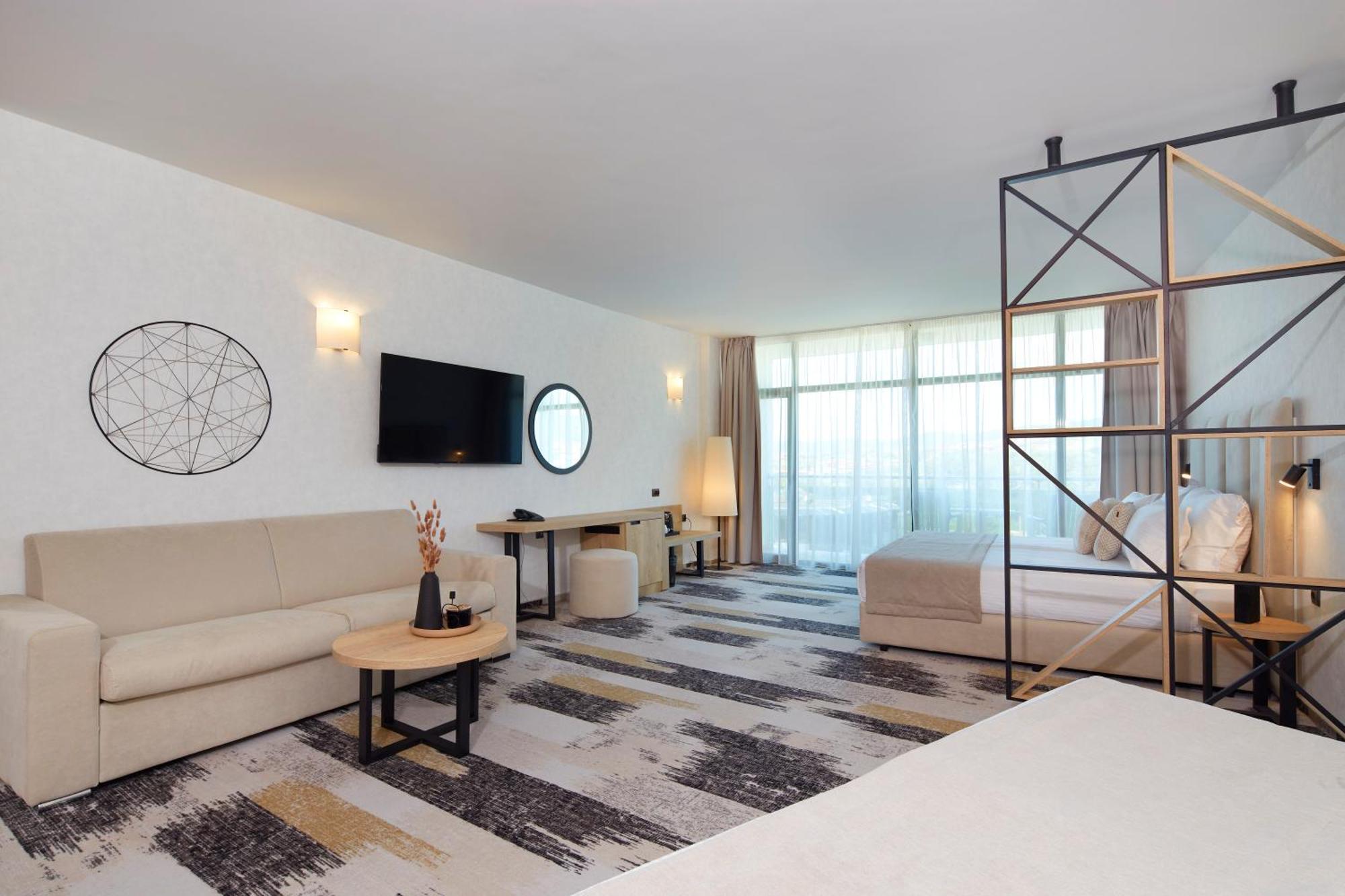 Hotel Marvel All Inclusive - Fully Renovated Free Beach Access Pantai Sunny Bagian luar foto