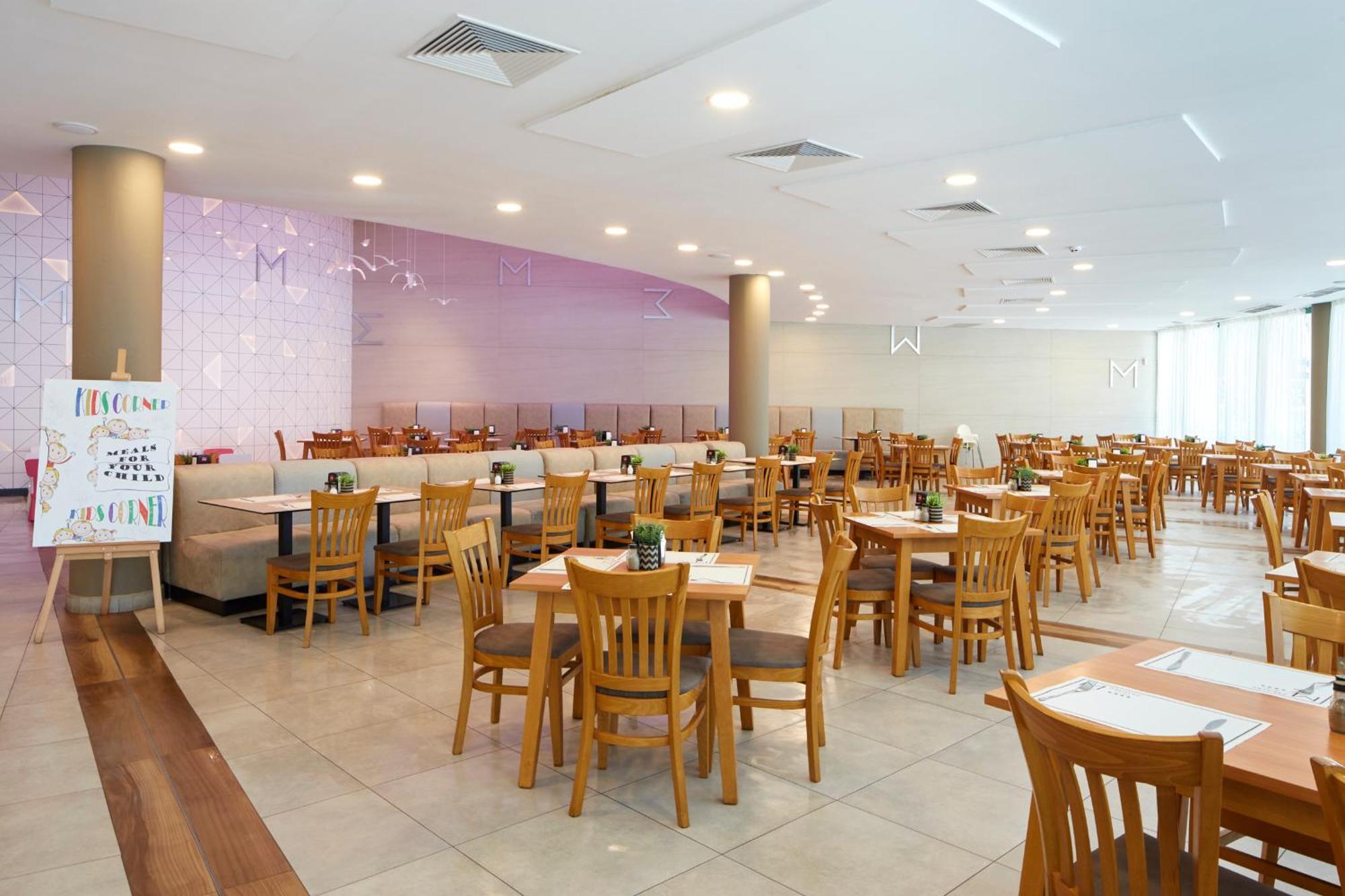 Hotel Marvel All Inclusive - Fully Renovated Free Beach Access Pantai Sunny Bagian luar foto